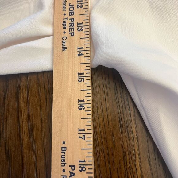 4TH & RECKLESS NWT
Alma Side Tie Blazer In Cream Blazer and Pants Set. Size XL - Picture 11 of 16